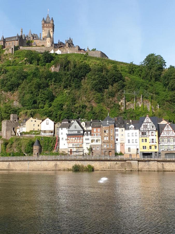 Haus Burgfrieden Cochem Hotel Exterior photo