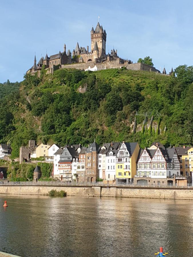 Haus Burgfrieden Cochem Hotel Exterior photo